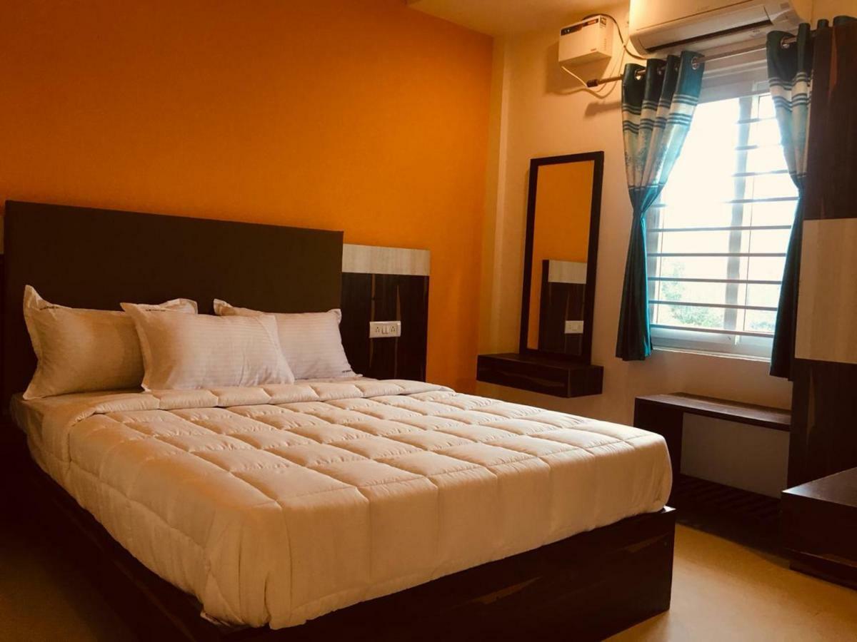 Mm Park Inn مهاباليبورام المظهر الخارجي الصورة
